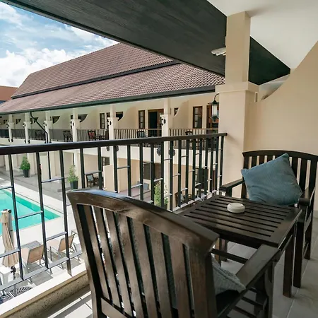 Naiya Buree Boutique Resort Nai Harn Exterior photo