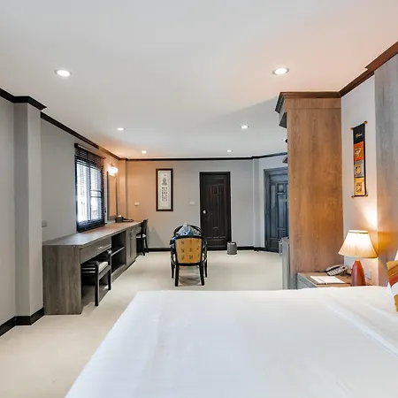 Naiya Buree Boutique Resort Nai Harn Exterior photo