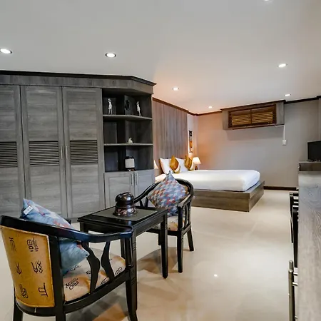 Naiya Buree Boutique Resort Nai Harn Exterior photo