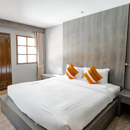 Naiya Buree Boutique Resort Nai Harn Exterior photo